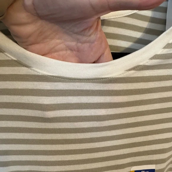 NWT NEUTRAL White and Tan Short Sleeve Tee SIZE: 14 #P - Picture 2 of 7